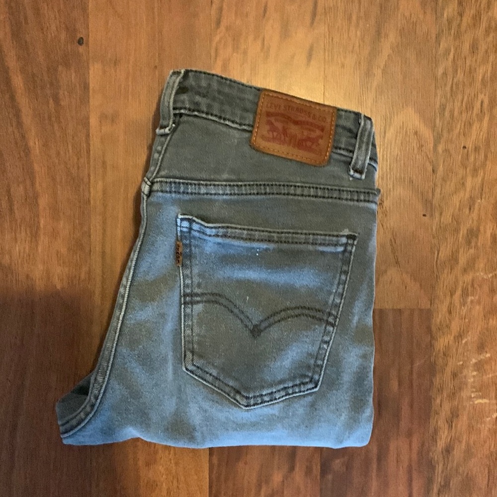 Levi’s woman’s jeans size 26